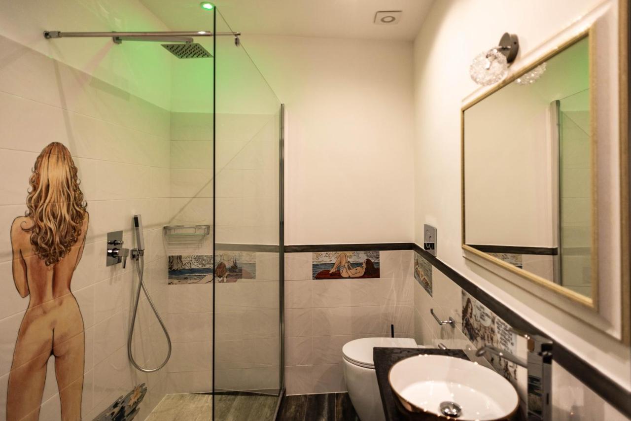 Trevi & Pantheon Design Rooms Рим Екстер'єр фото