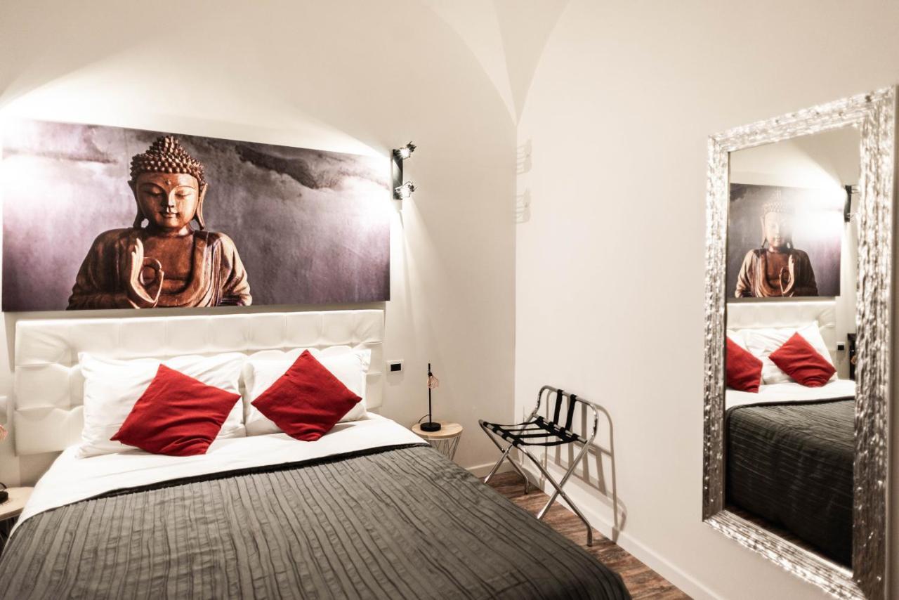 Trevi & Pantheon Design Rooms Рим Екстер'єр фото